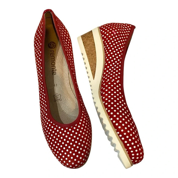 Remote NWOT Red and White Polka dot wedge slip on sandals Size 10-10.5 - Picture 15 of 16